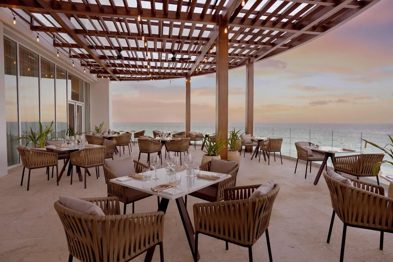 Sun Palace Cancún Resort